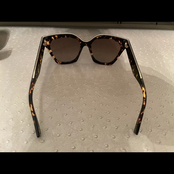 Marc Jacobs Sunglasses - Picture 3 of 7